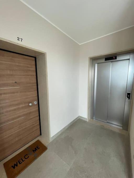 Boulevard Suite Бари Екстериор снимка